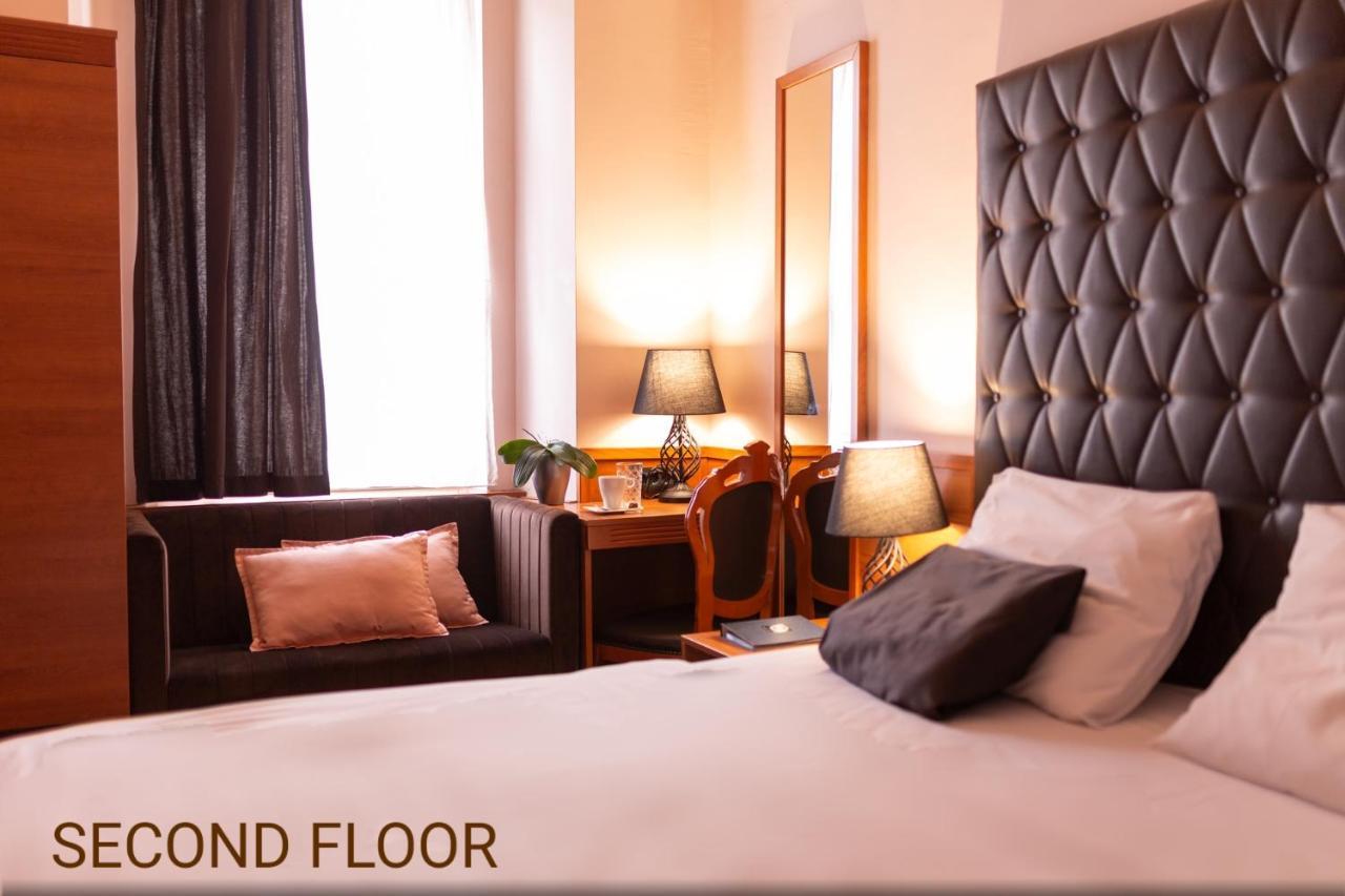 Hotel Center 3*